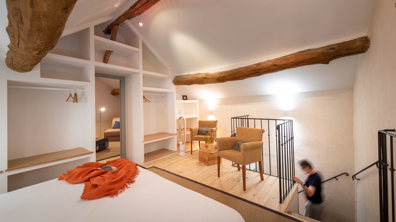 Photo of Others in Meursault