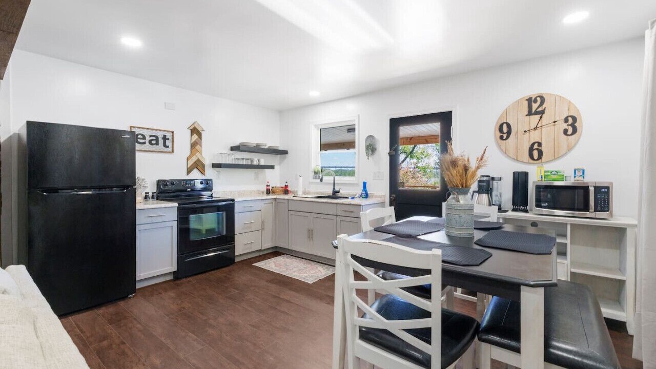 Photo of Kitchen in Russell