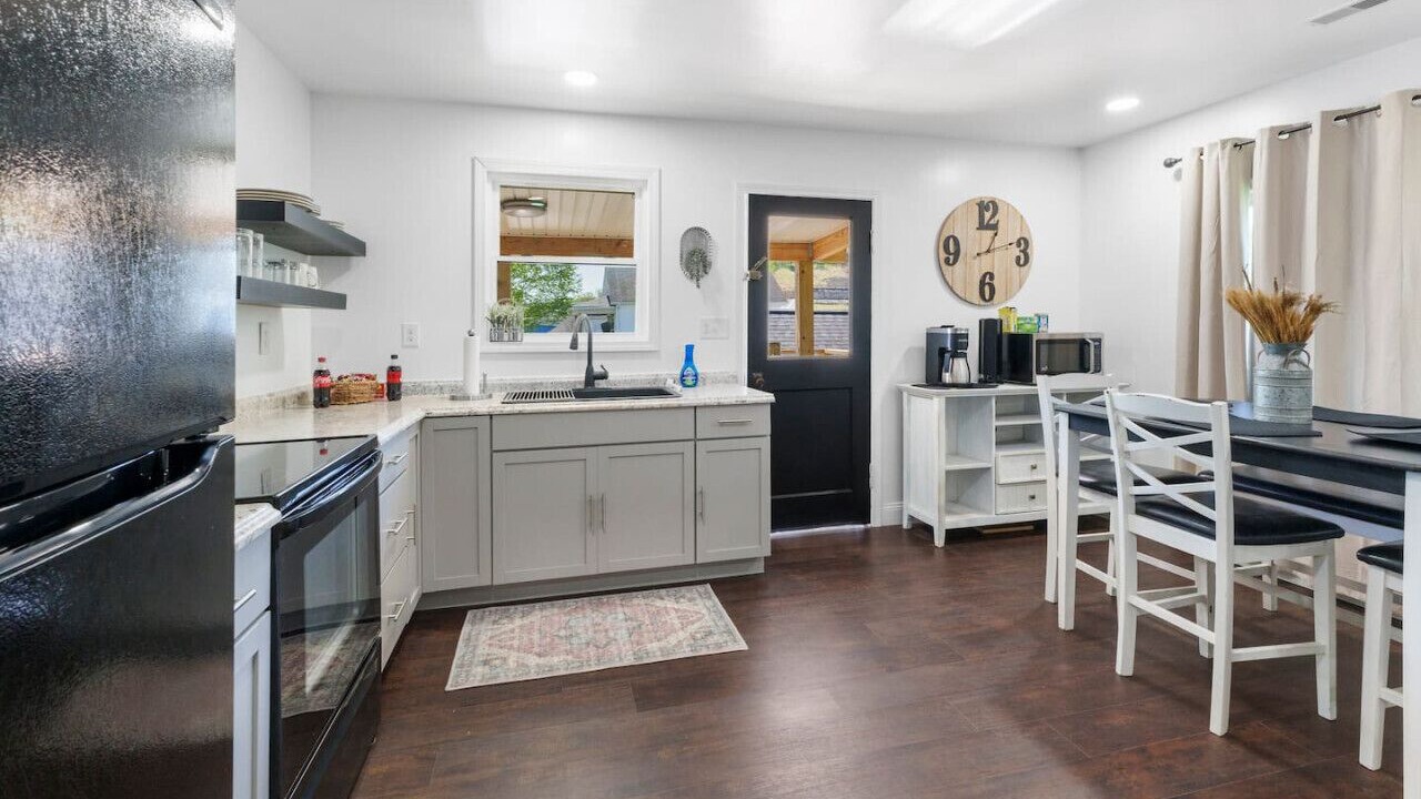 Photo of Kitchen in Russell