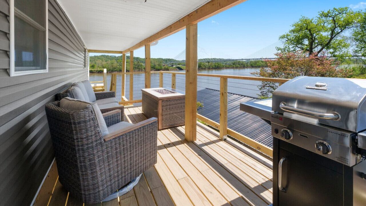 Photo of Outdoor in Russell
