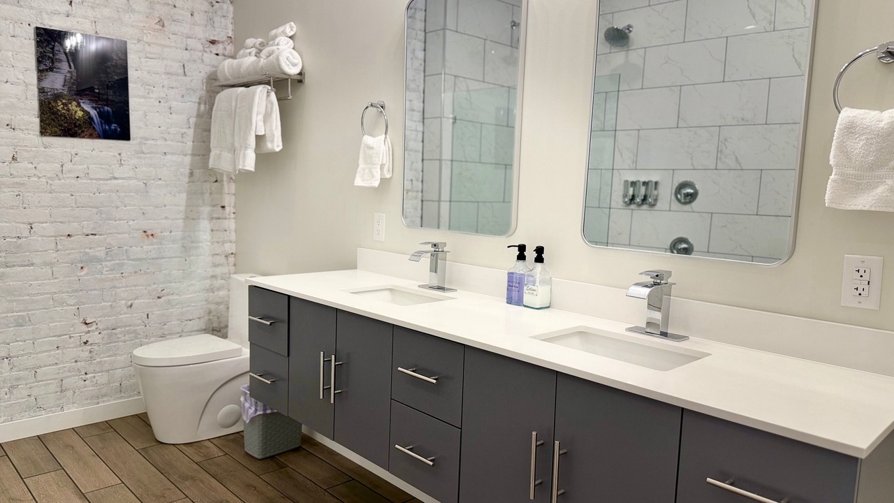 Photo of Bathroom in Watkins Glen