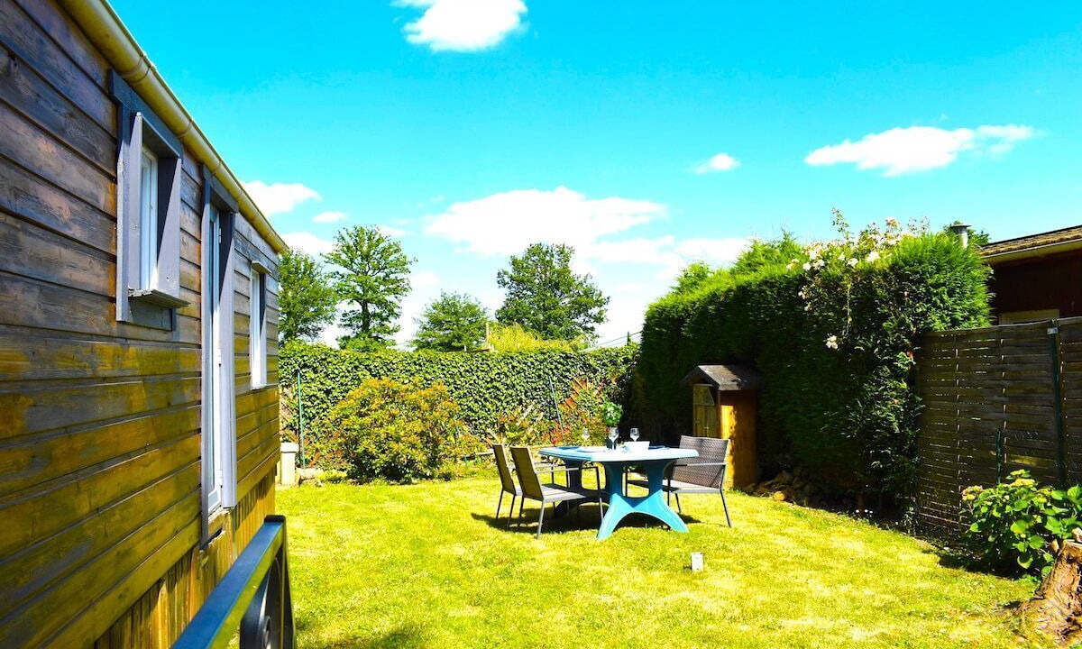 Photo of Outdoor in Saint-Julien-de-la-Liegue