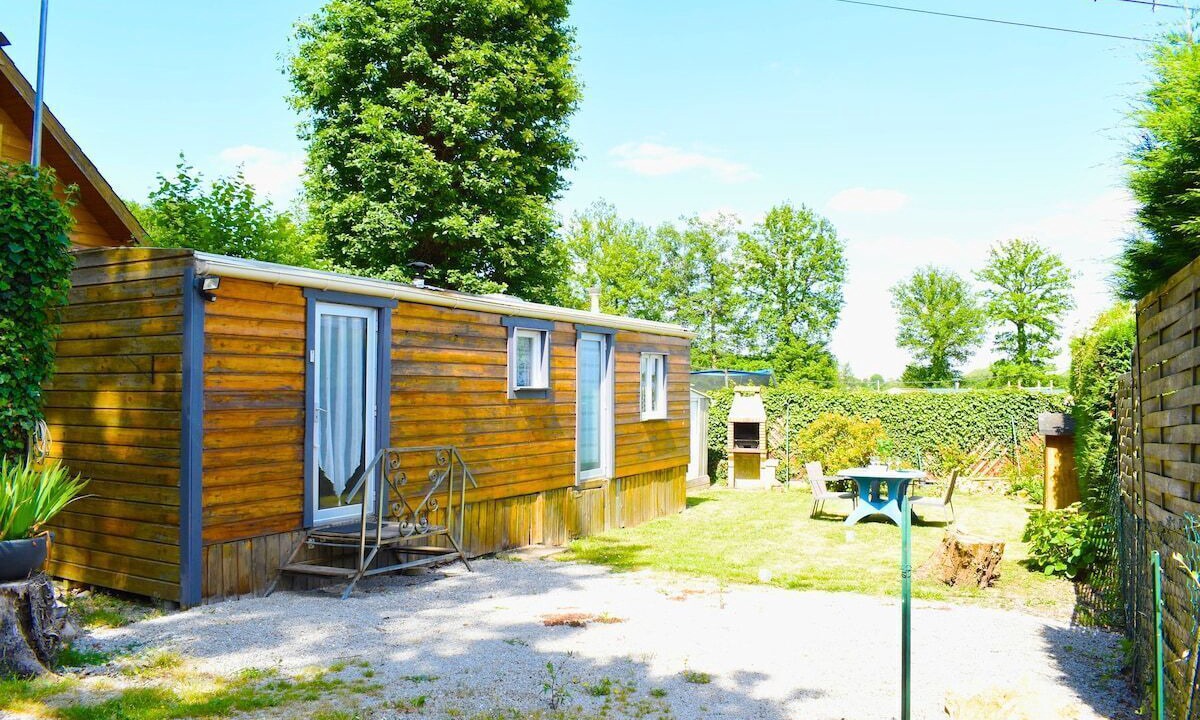 Photo of Outdoor in Saint-Julien-de-la-Liegue