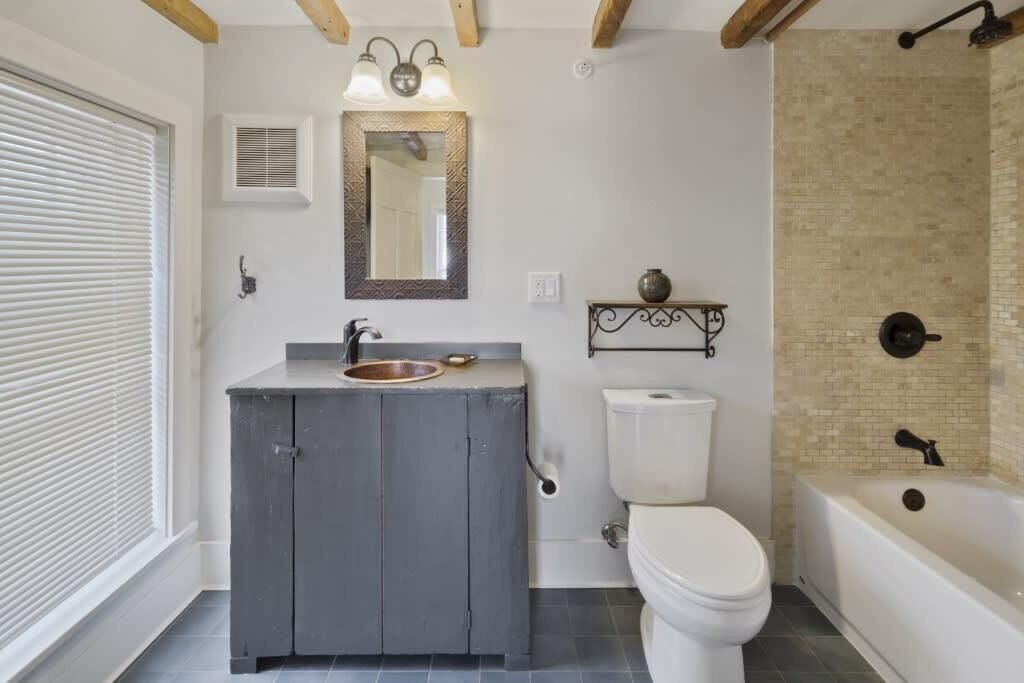 Photo of Others in Ithaca