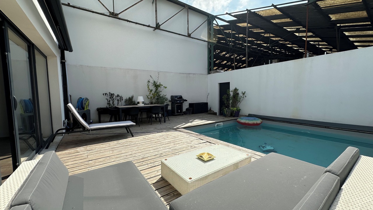 Photo of Outdoor in Centre Erlon