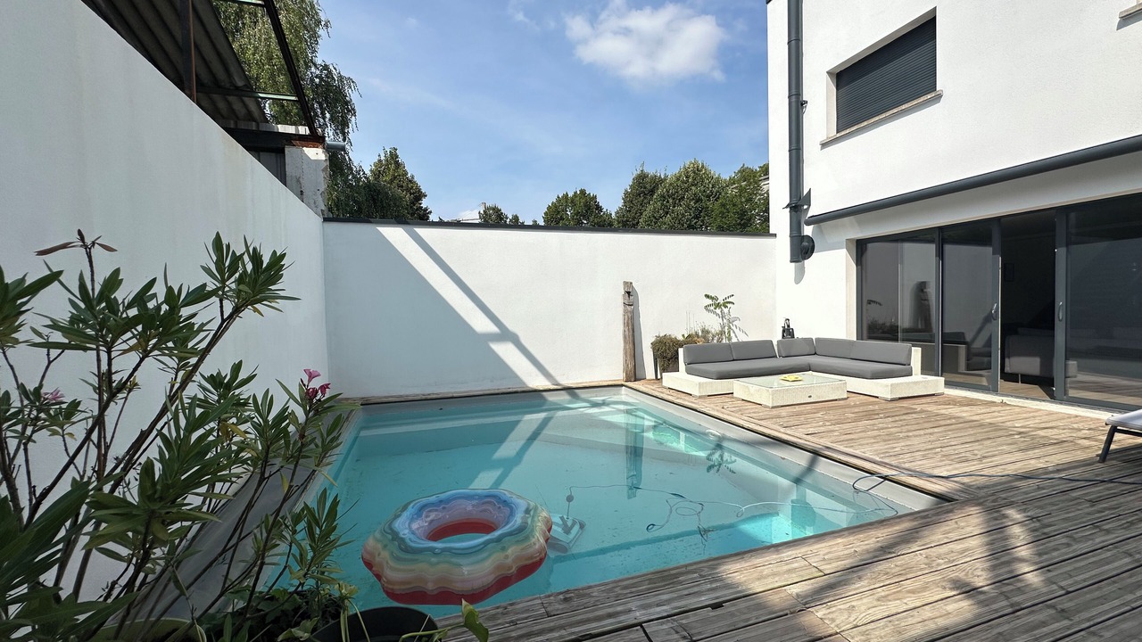 Photo of Outdoor in Centre Erlon