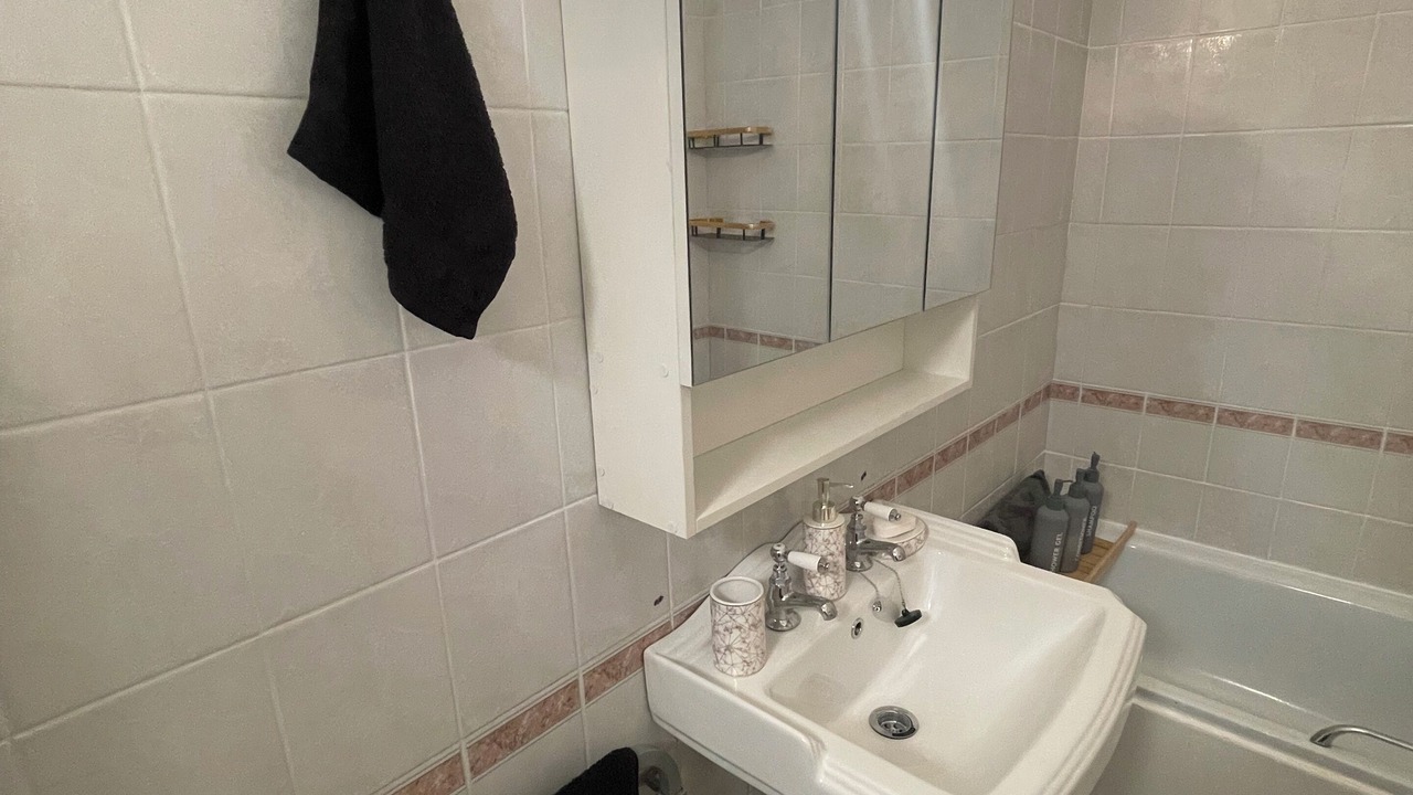 Photo of Others in Bunhill