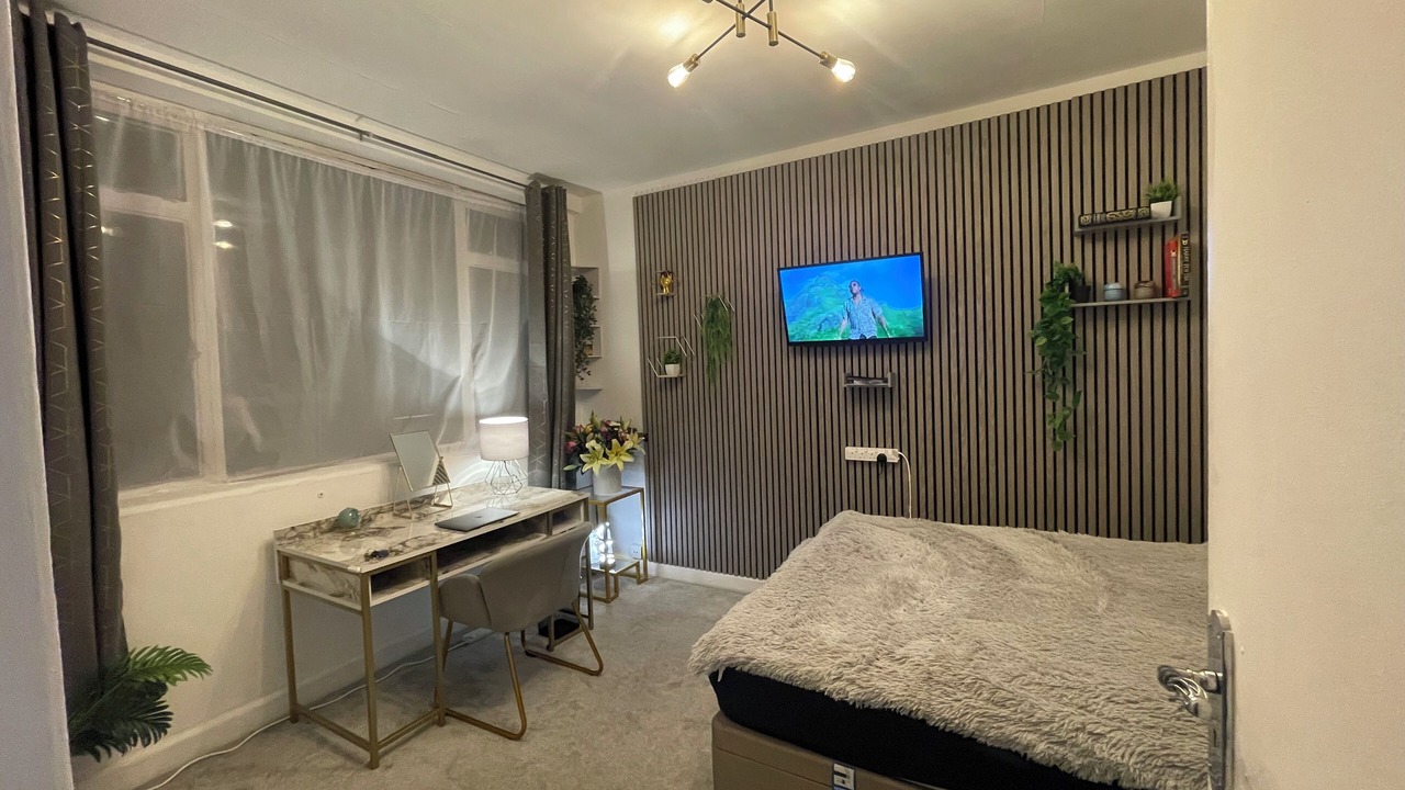 Photo of Others in Bunhill