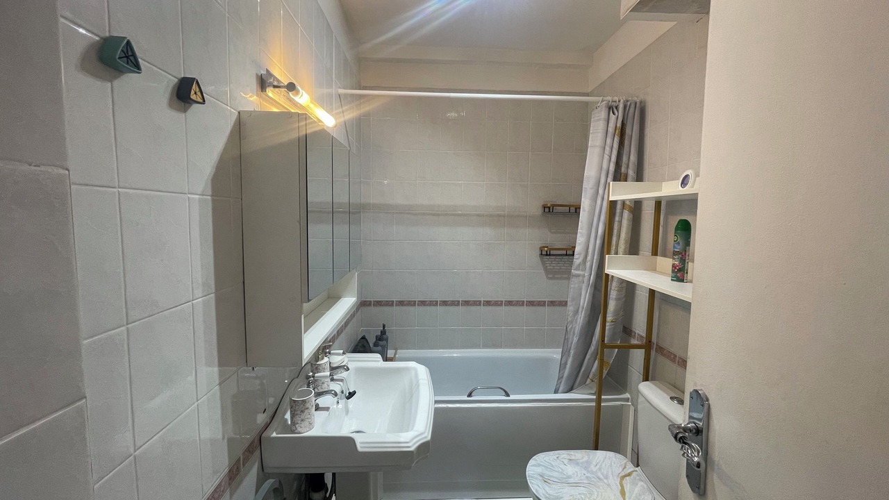 Photo of Others in Bunhill