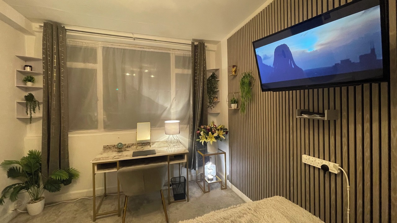 Photo of Others in Bunhill