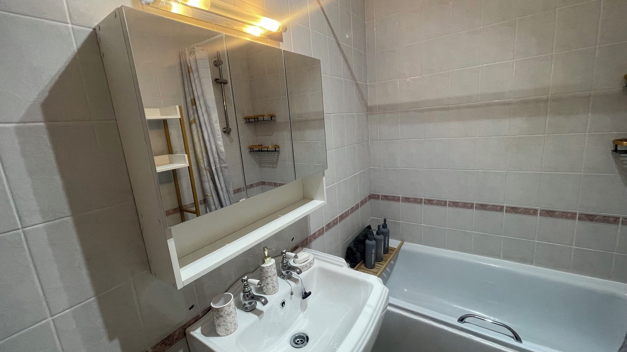 Photo of Others in Bunhill