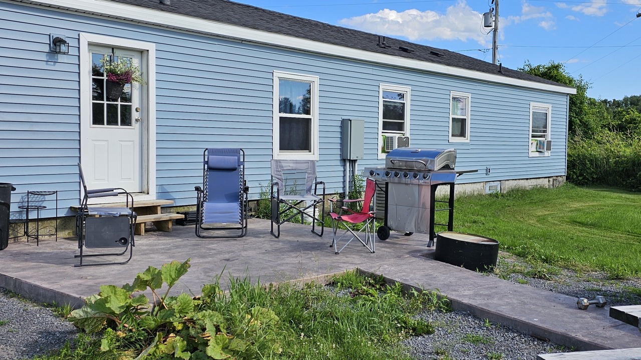 Photo of Patio Balcony in Three Mile Bay