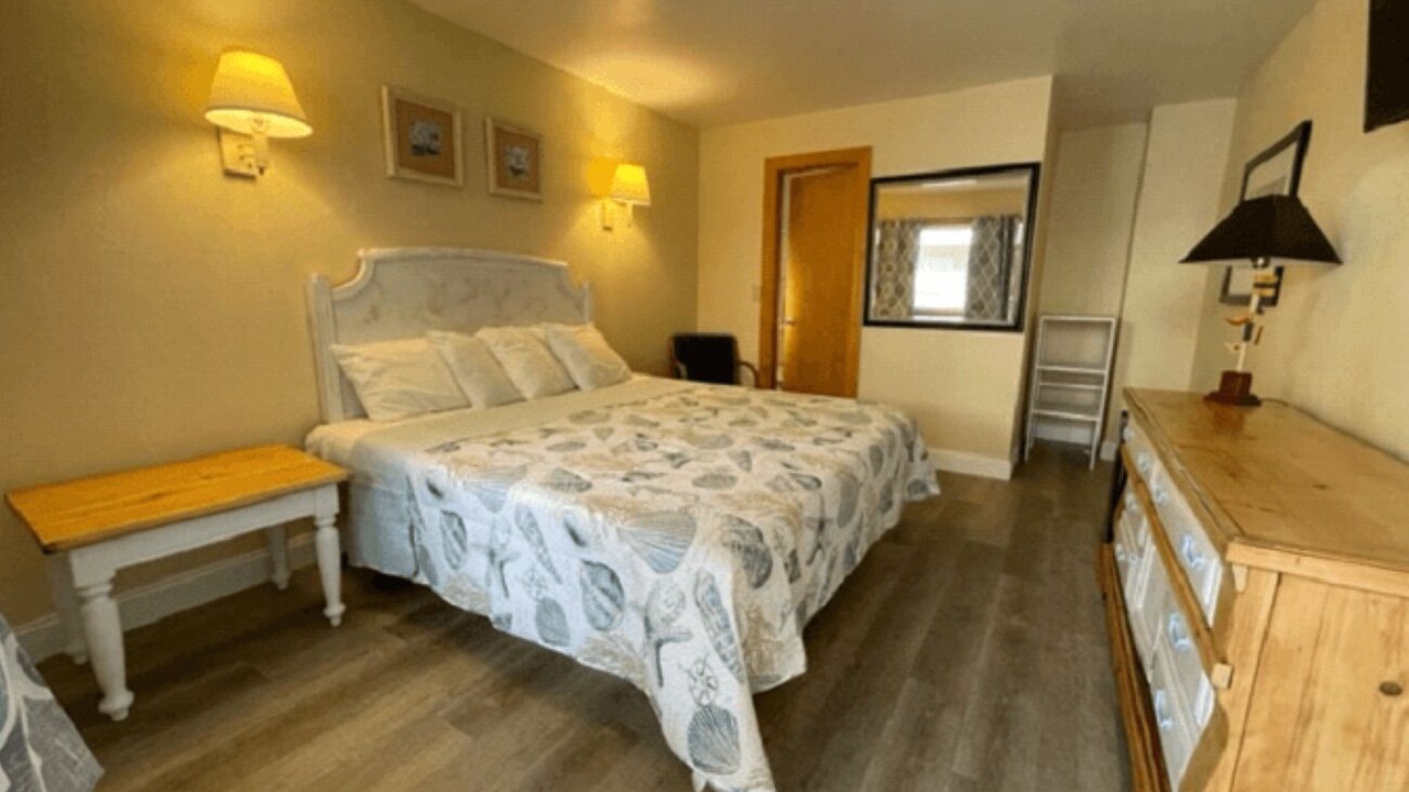 Photo of Bedroom in Lavallette