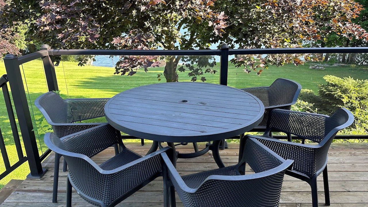 Photo of Outdoor in Howe Island