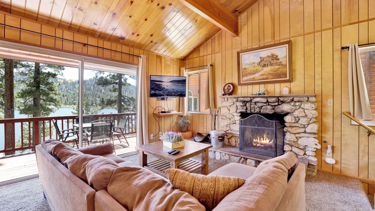 Photo of Livingroom in Boulder Bay