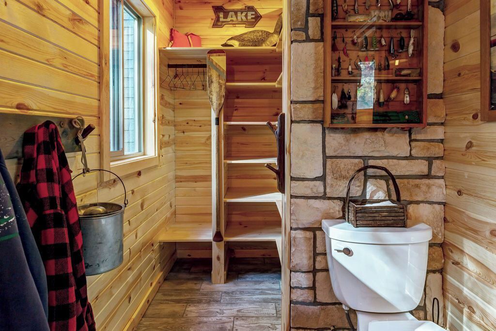 Photo of Bathroom in Innsbrook