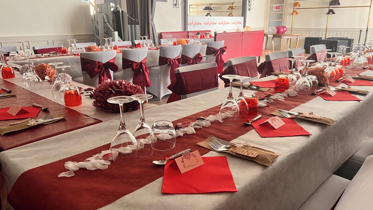 Photo of Others in Vivoin