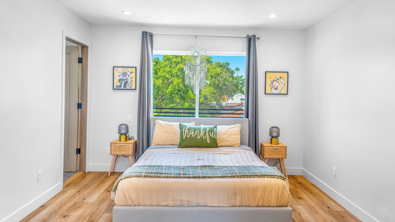 Photo of Bedroom in Sherman Oaks
