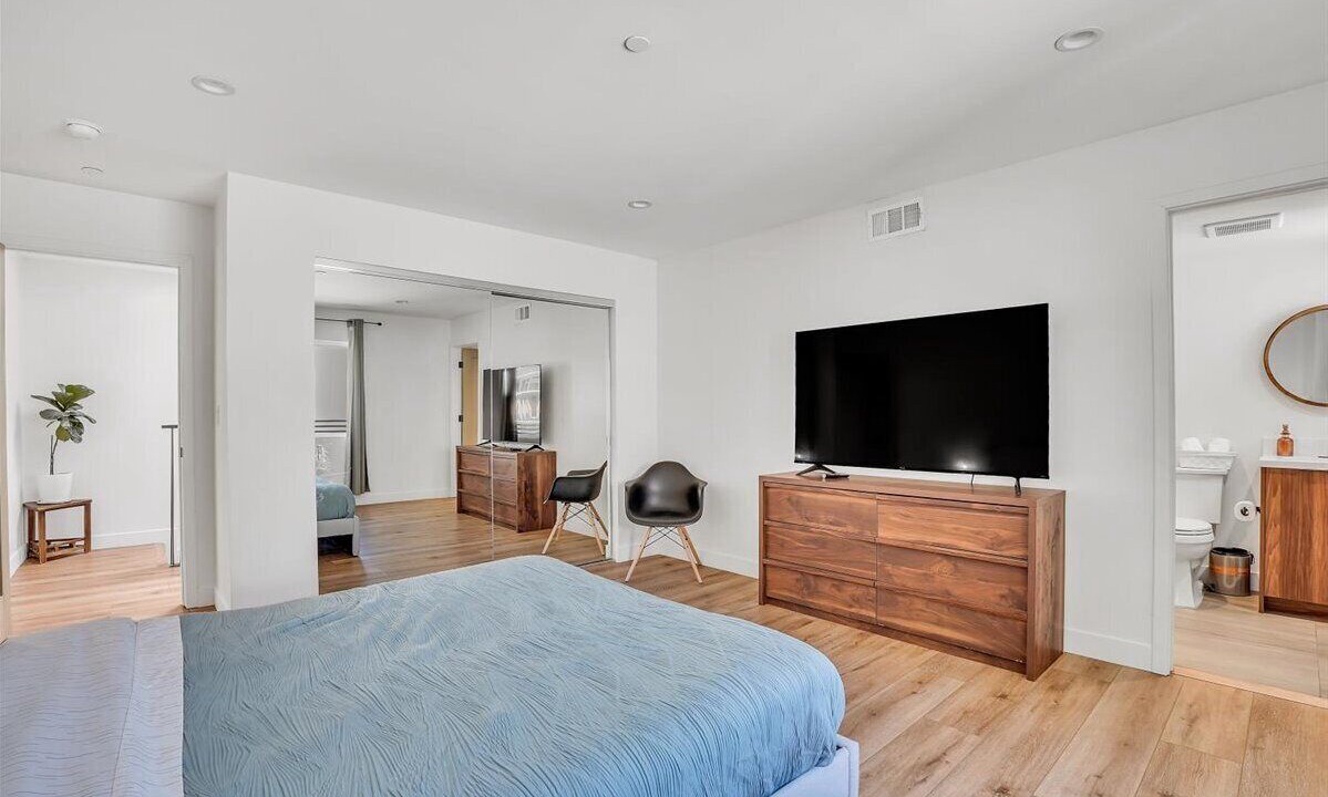 Photo of Bedroom in Sherman Oaks