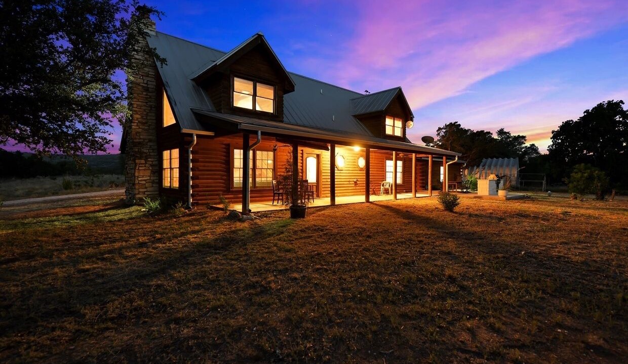 Photo of Outdoor in Burnet