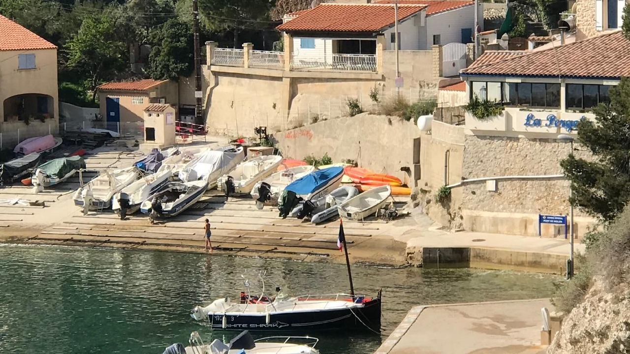 Photo of Others in Niolon