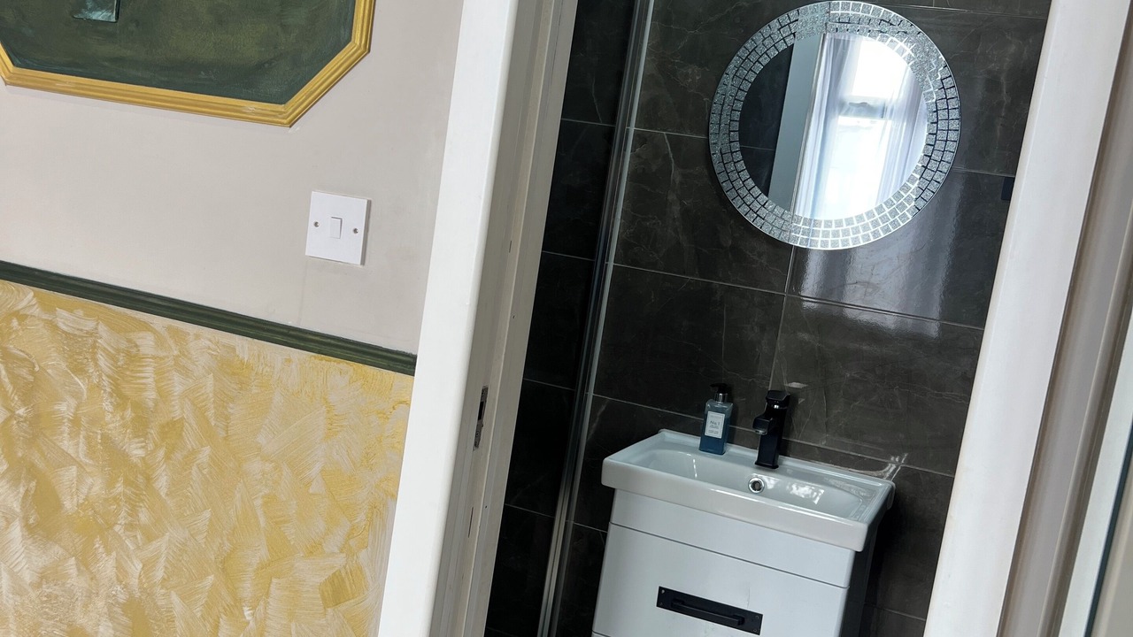 Photo of Others in Haselbury