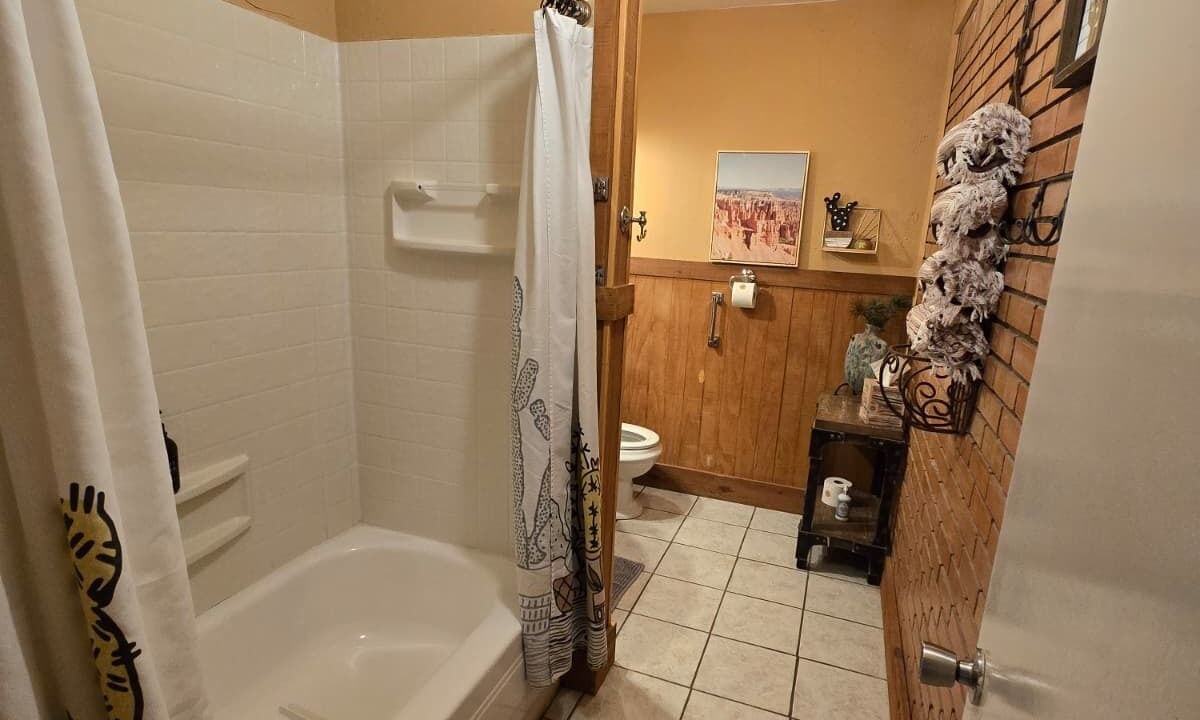 Photo of Bathroom in Seymour