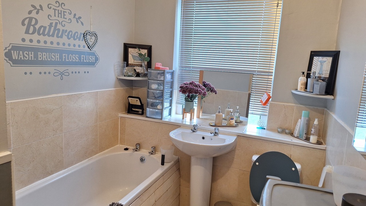 Photo of Others in Auchengray