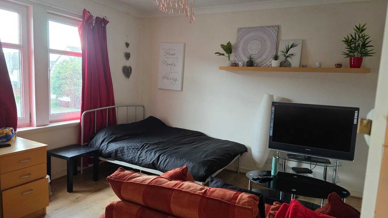 Photo of Others in Auchengray