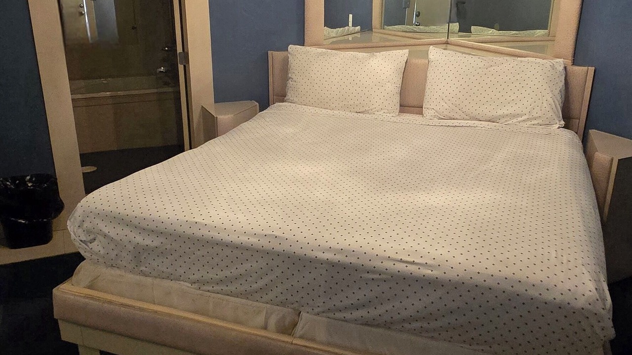 Photo of Bedroom in Redford