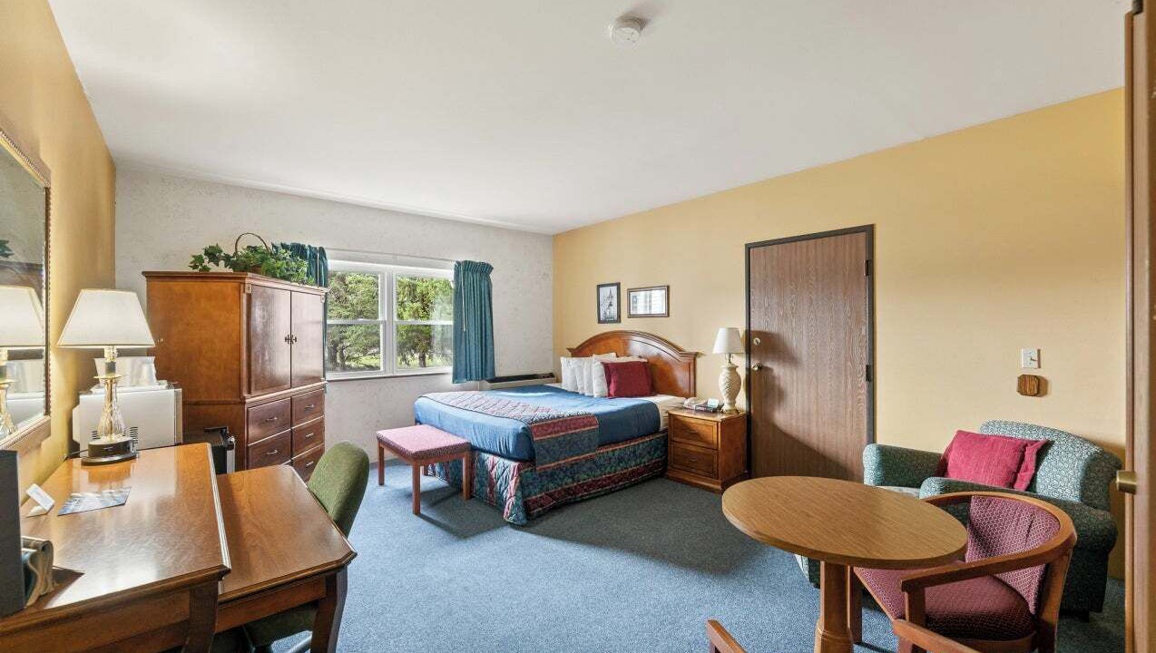 Photo of Bedroom in Iron Ridge