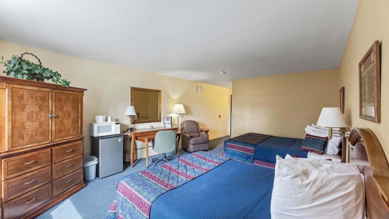 Photo of Bedroom in Iron Ridge