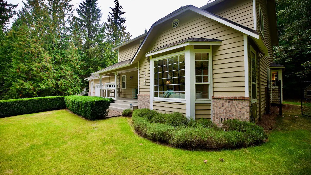 Photo of Outdoor in Cottage Lake