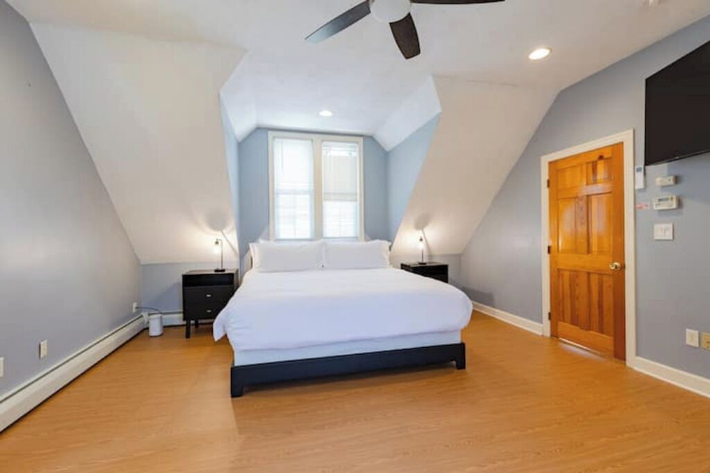 Photo of Bedroom in Highland Park