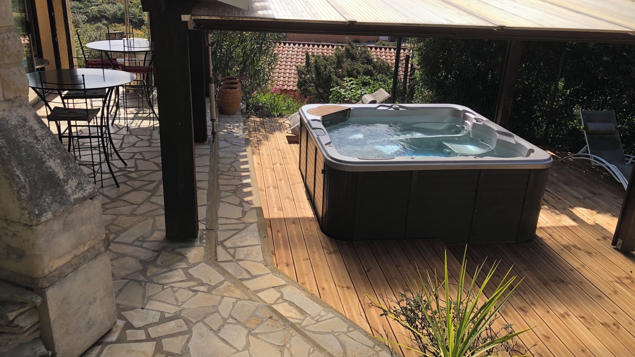 Photo of Outdoor in Treilles
