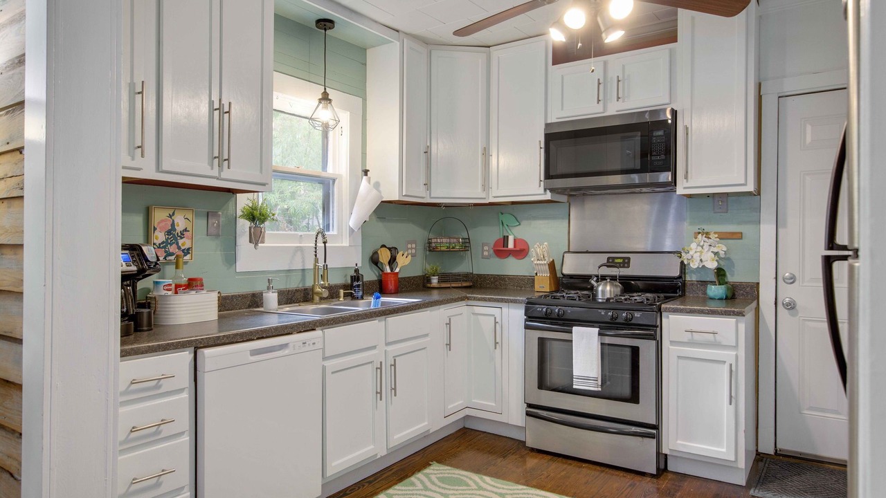 Photo of Kitchen in Freetown - Port Rico