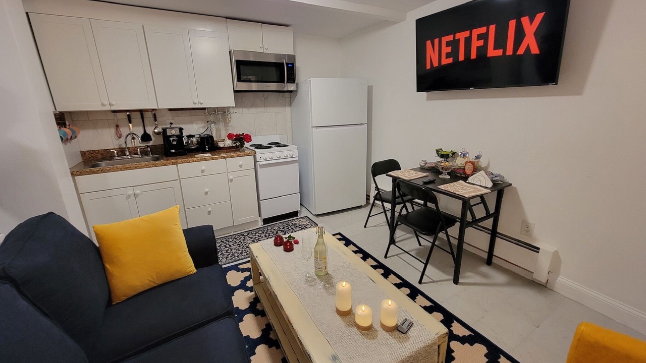 Photo of Livingroom in West Roxbury