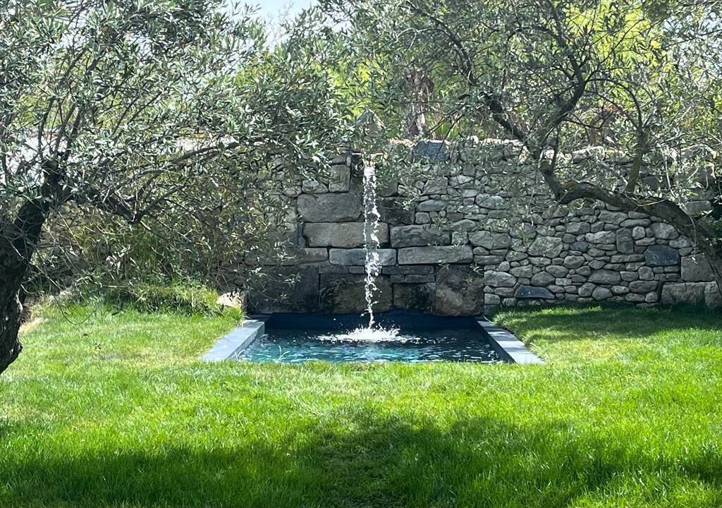 Photo of Outdoor in Jonquieres