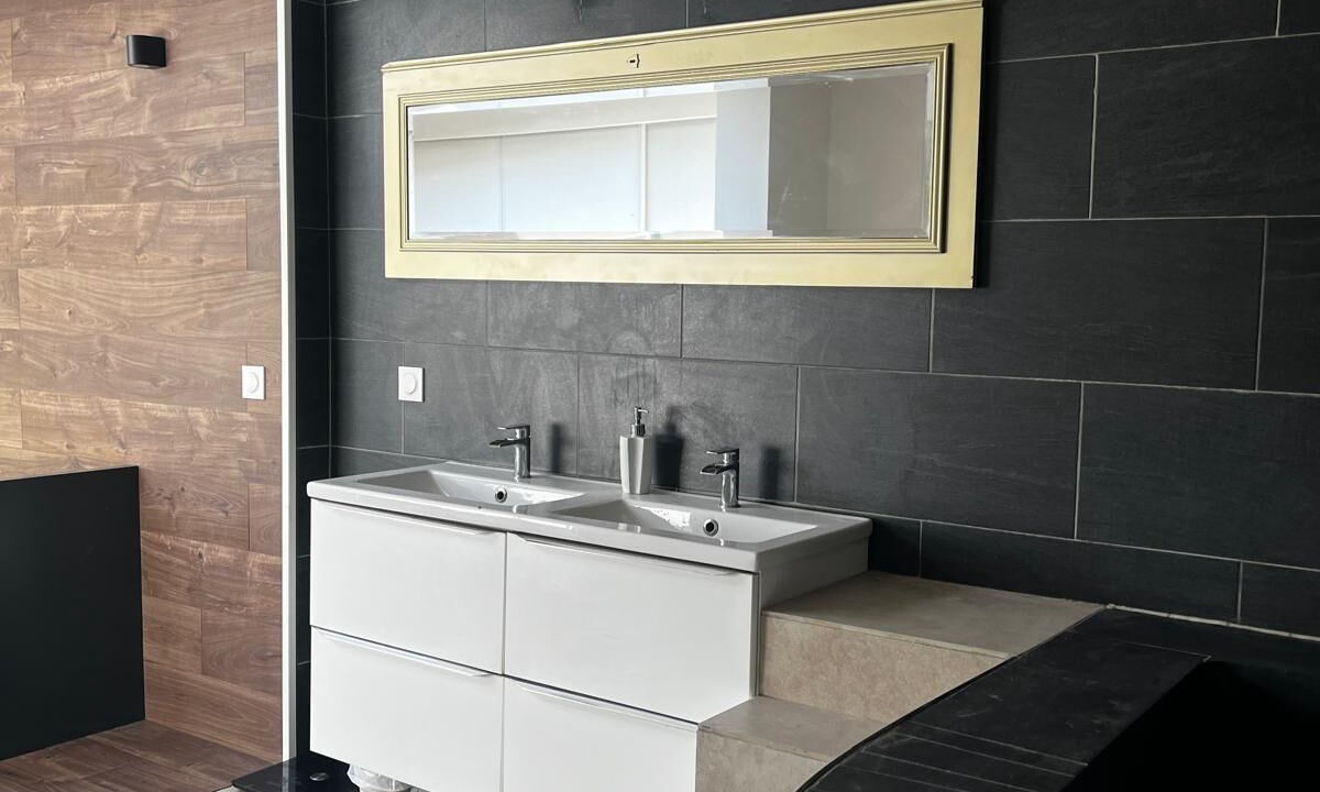 Photo of Others in Jonquieres