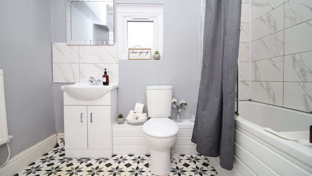 Photo of Bathroom in Roath