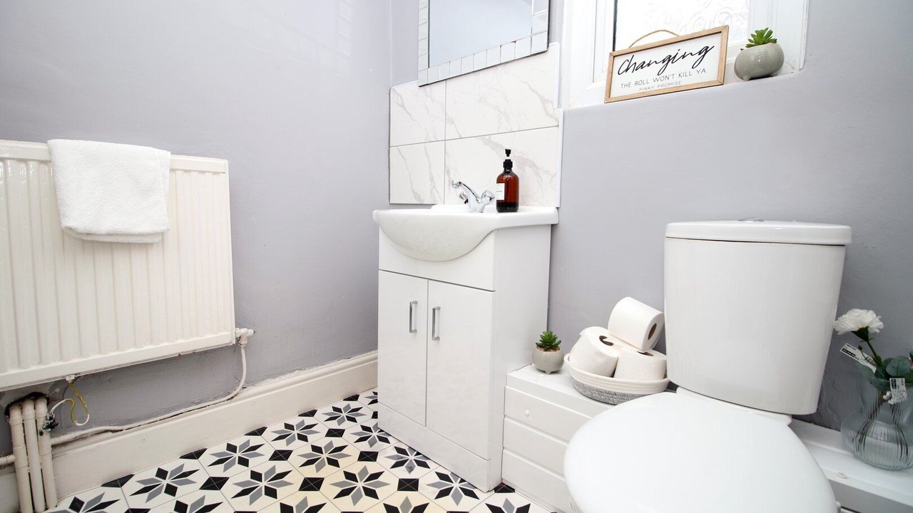 Photo of Bathroom in Roath