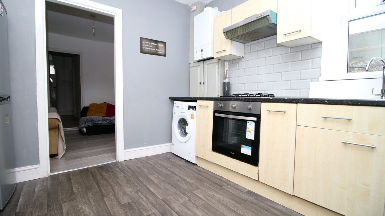 Photo of Kitchen in Roath