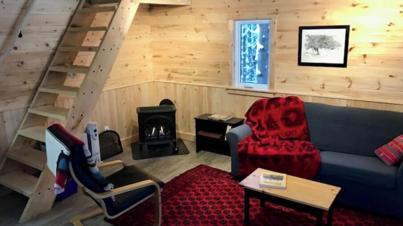 Photo of Livingroom in Oxford Station
