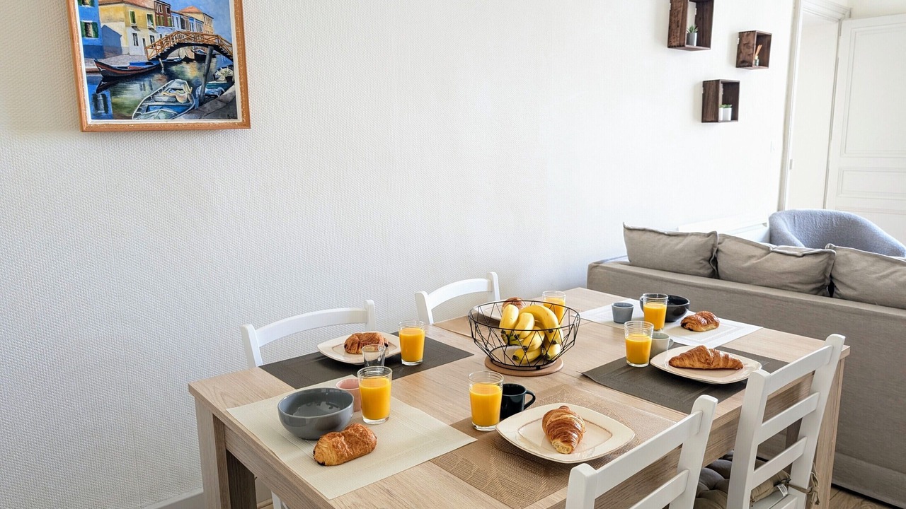 Photo of Others in Downtown Angers