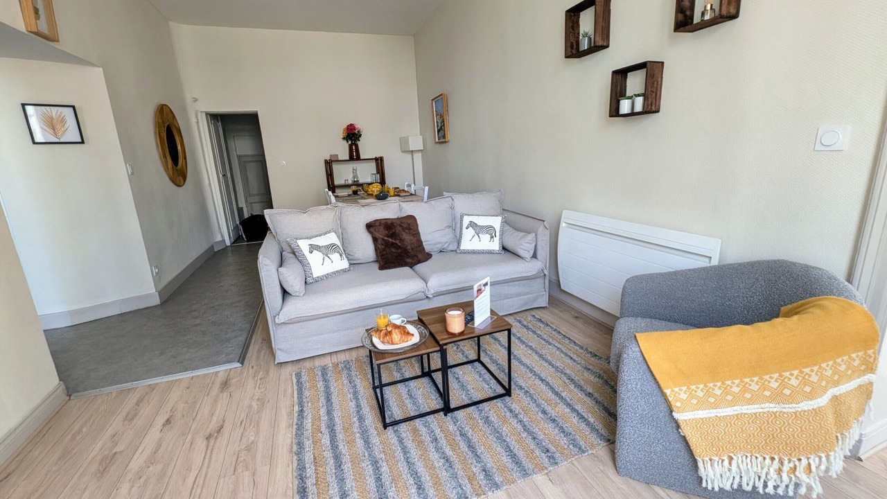 Photo of Others in Downtown Angers