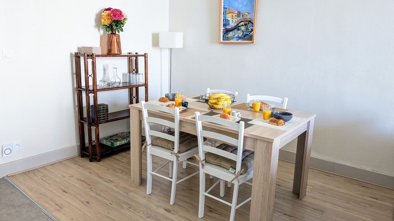 Photo of Others in Downtown Angers