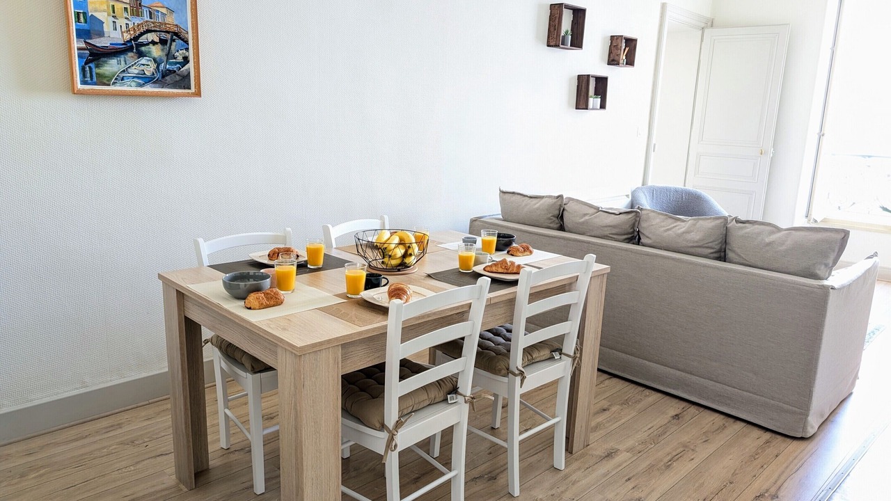 Photo of Others in Downtown Angers