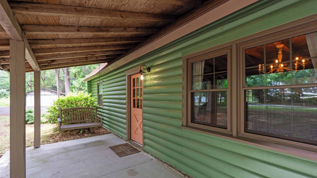Photo of Patio Balcony in Fleming