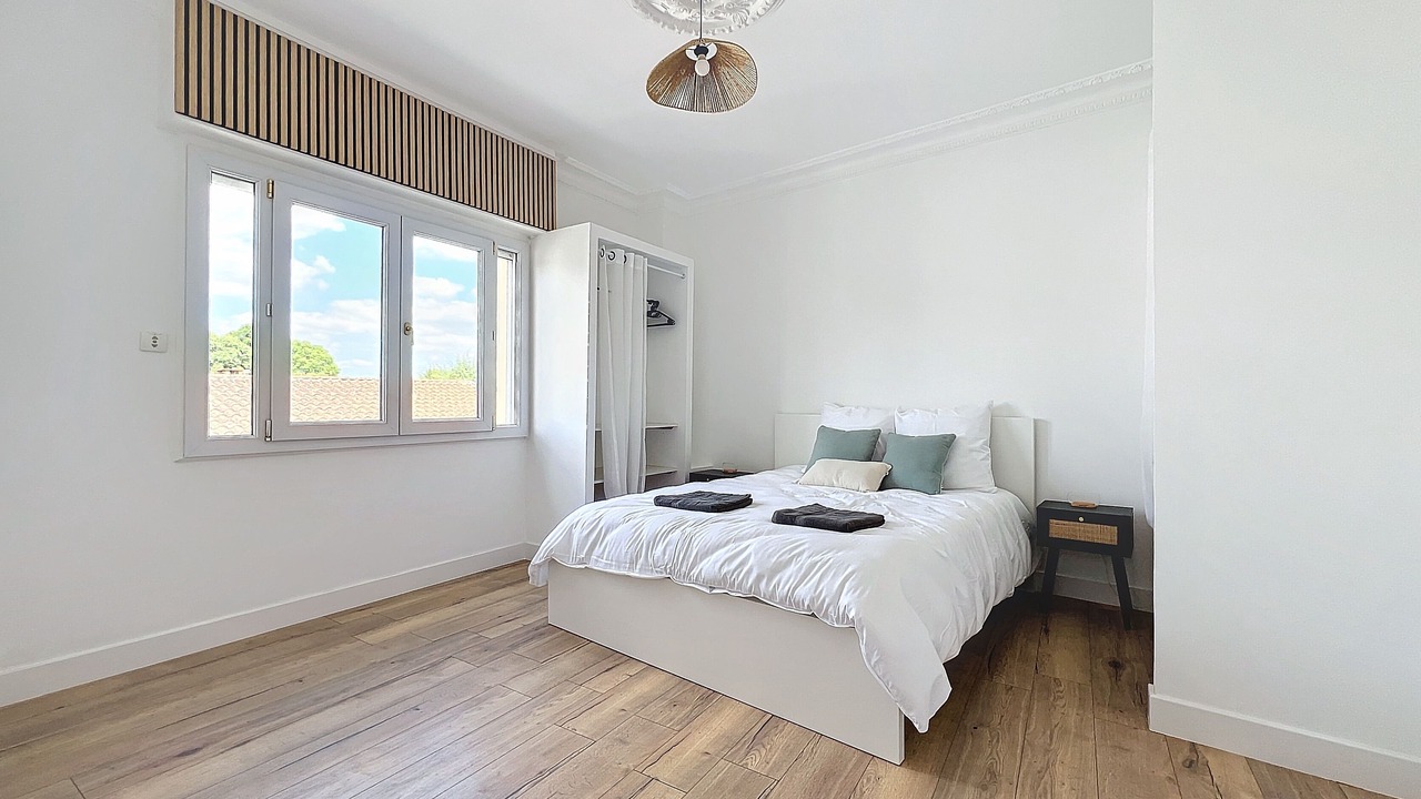 Photo of Others in Begles