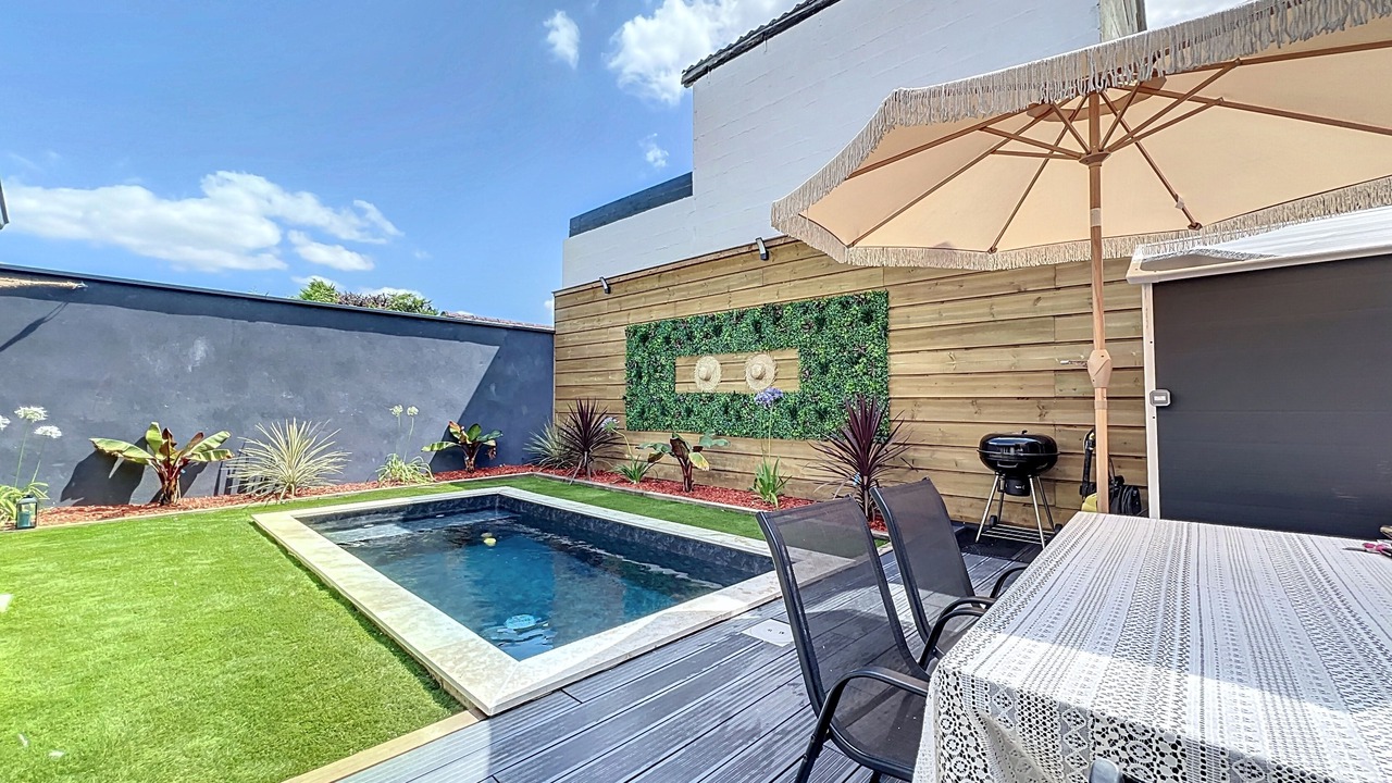 Photo of Outdoor in Begles